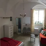 Medieval Terraced House In Vecchia Hébergement de vacances *