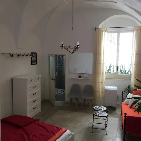 Medieval Terraced House In Vecchia Holiday home *