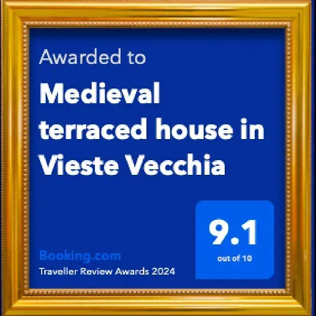 Medieval Terraced House In Vecchia Casa de Férias Vieste